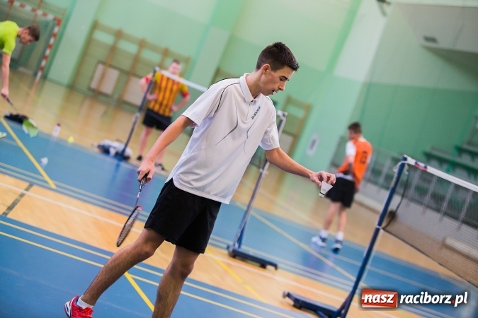 Zdjęcie w galerii na portalu naszraciborz.pl: Finał miejski w badmintonie chłopców szkół ponadgimnazjalnych wiadomości z regionu