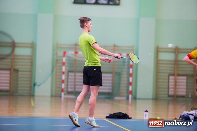 Zdjęcie w galerii na portalu naszraciborz.pl: Finał miejski w badmintonie chłopców szkół ponadgimnazjalnych wiadomości z regionu