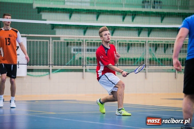 Zdjęcie w galerii na portalu naszraciborz.pl: Finał miejski w badmintonie chłopców szkół ponadgimnazjalnych wiadomości z regionu