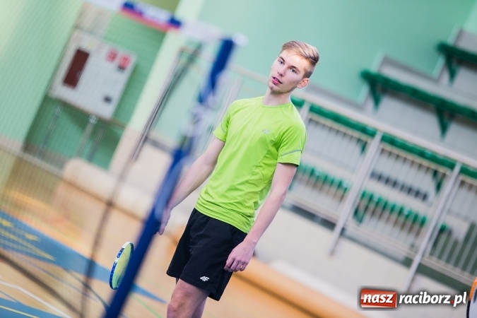 Zdjęcie w galerii na portalu naszraciborz.pl: Finał miejski w badmintonie chłopców szkół ponadgimnazjalnych wiadomości z regionu