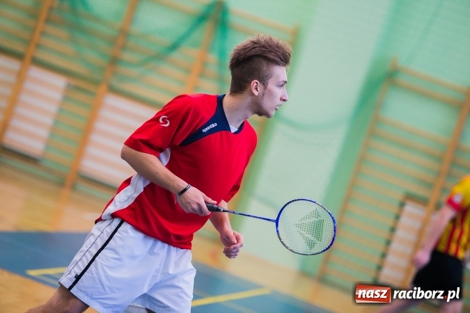 Zdjęcie w galerii na portalu naszraciborz.pl: Finał miejski w badmintonie chłopców szkół ponadgimnazjalnych wiadomości z regionu