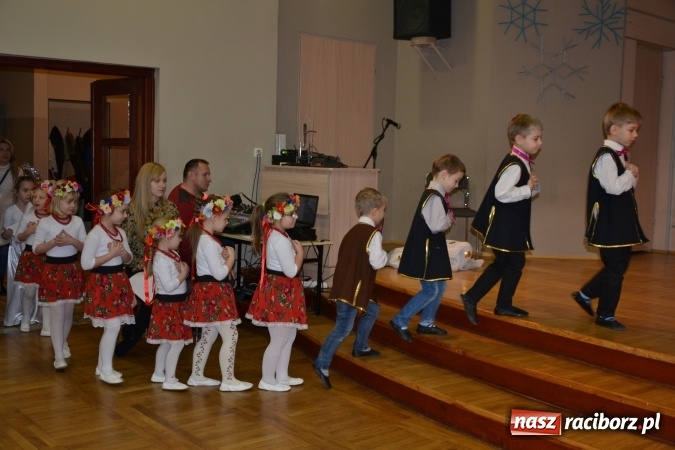 Zdjęcie w galerii na portalu naszraciborz.pl: Przegląd Przedstawień Bożonarodzeniowych w Tworkowie  wiadomości z regionu