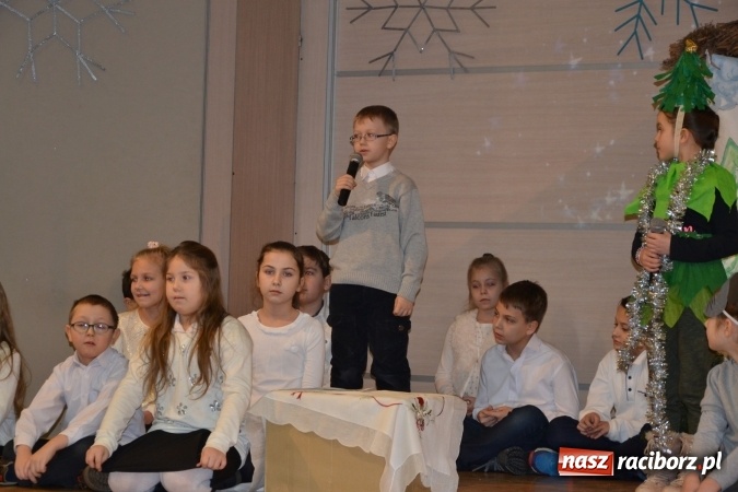 Zdjęcie w galerii na portalu naszraciborz.pl: Przegląd Przedstawień Bożonarodzeniowych w Tworkowie  wiadomości z regionu