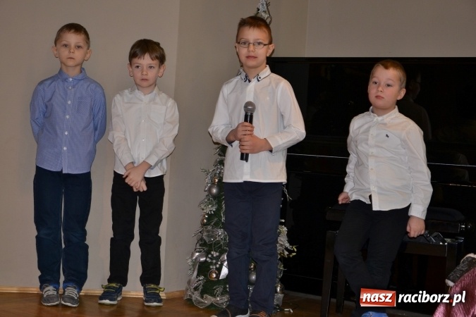 Zdjęcie w galerii na portalu naszraciborz.pl: Przegląd Przedstawień Bożonarodzeniowych w Tworkowie  wiadomości z regionu