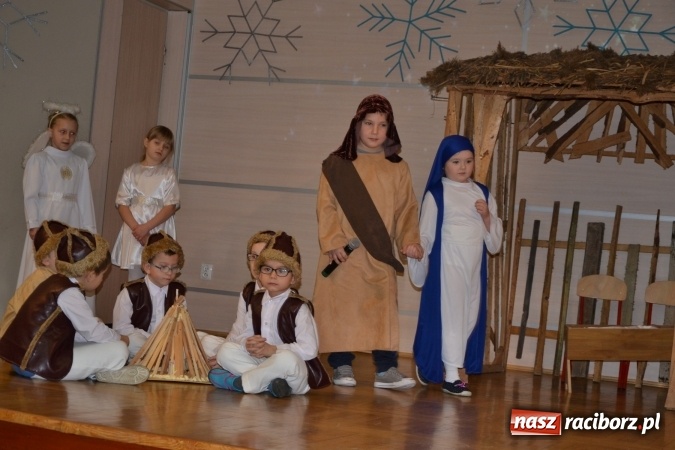 Zdjęcie w galerii na portalu naszraciborz.pl: Przegląd Przedstawień Bożonarodzeniowych w Tworkowie  wiadomości z regionu