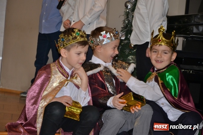 Zdjęcie w galerii na portalu naszraciborz.pl: Przegląd Przedstawień Bożonarodzeniowych w Tworkowie  wiadomości z regionu