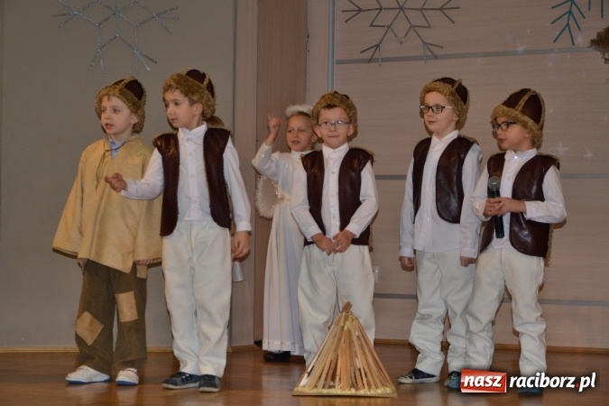 Zdjęcie w galerii na portalu naszraciborz.pl: Przegląd Przedstawień Bożonarodzeniowych w Tworkowie  wiadomości z regionu
