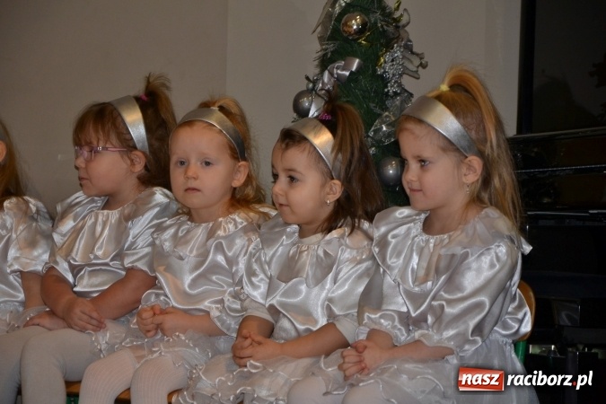 Zdjęcie w galerii na portalu naszraciborz.pl: Przegląd Przedstawień Bożonarodzeniowych w Tworkowie  wiadomości z regionu