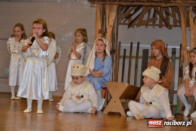 Zdjęcie w galerii na portalu naszraciborz.pl: Przegląd Przedstawień Bożonarodzeniowych w Tworkowie  wiadomości z regionu