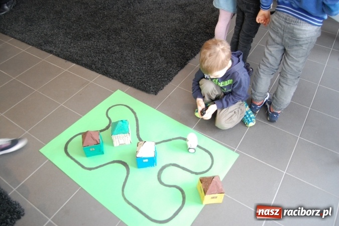 Zdjęcie w galerii na portalu naszraciborz.pl: Dzień otwartej klasy w Szkole Podstawowej nr 1 wiadomości z regionu