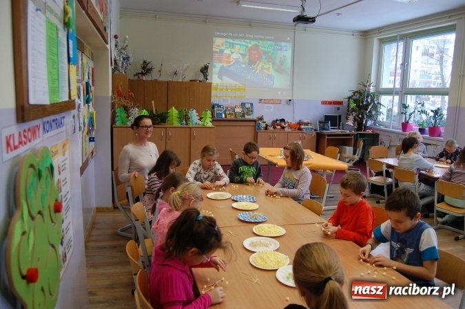 Zdjęcie w galerii na portalu naszraciborz.pl: Dzień otwartej klasy w Szkole Podstawowej nr 1 wiadomości z regionu