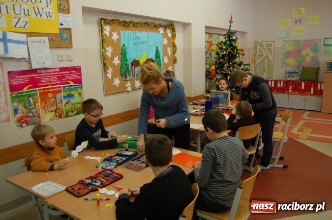 Zdjęcie w galerii na portalu naszraciborz.pl: Dzień otwartej klasy w Szkole Podstawowej nr 1 wiadomości z regionu