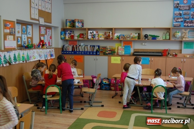 Zdjęcie w galerii na portalu naszraciborz.pl: Dzień otwartej klasy w Szkole Podstawowej nr 1 wiadomości z regionu