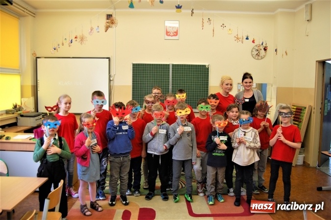Zdjęcie w galerii na portalu naszraciborz.pl: Dzień otwartej klasy w Szkole Podstawowej nr 1 wiadomości z regionu