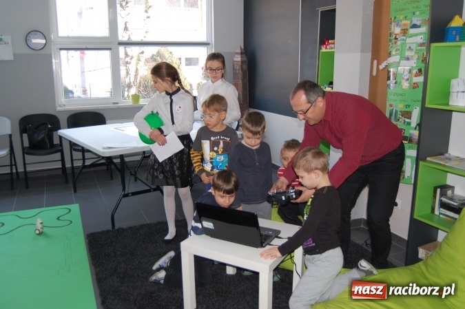 Zdjęcie w galerii na portalu naszraciborz.pl: Dzień otwartej klasy w Szkole Podstawowej nr 1 wiadomości z regionu