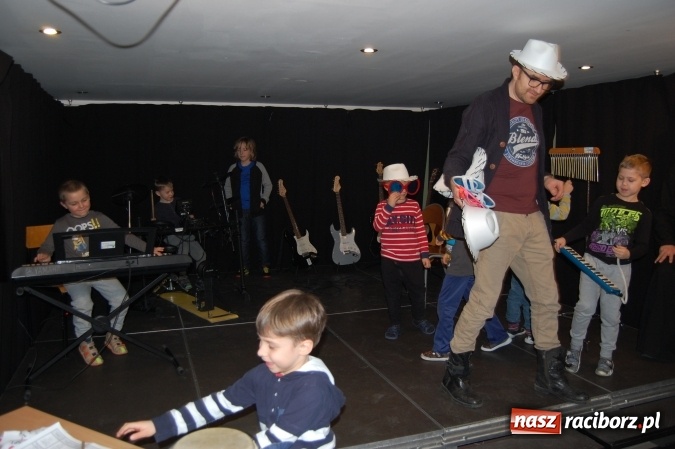 Zdjęcie w galerii na portalu naszraciborz.pl: Dzień otwartej klasy w Szkole Podstawowej nr 1 wiadomości z regionu