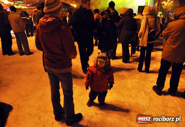 Zdjęcie w galerii na portalu naszraciborz.pl: Światełko do Nieba na finał wiadomości z regionu