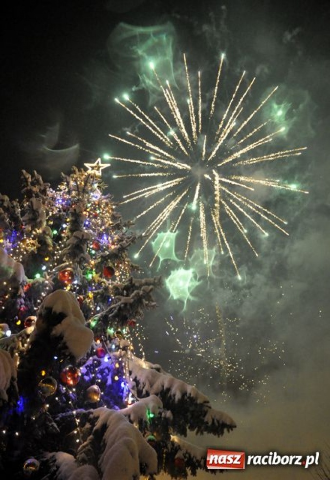 Zdjęcie w galerii na portalu naszraciborz.pl: Światełko do Nieba na finał wiadomości z regionu