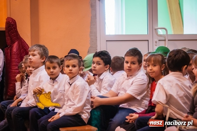 Zdjęcie w galerii na portalu naszraciborz.pl: Dzień babci i dziadka w Krzanowicach wiadomości z regionu