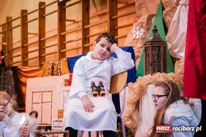 Zdjęcie w galerii na portalu naszraciborz.pl: Dzień babci i dziadka w Krzanowicach wiadomości z regionu