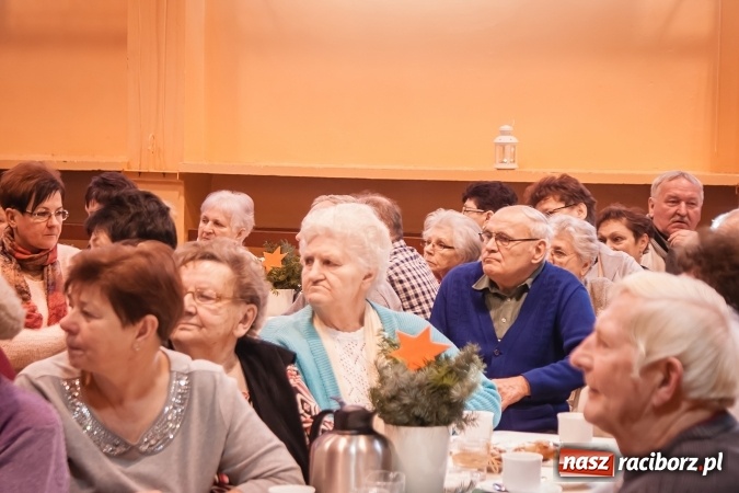 Zdjęcie w galerii na portalu naszraciborz.pl: Dzień babci i dziadka w Krzanowicach wiadomości z regionu