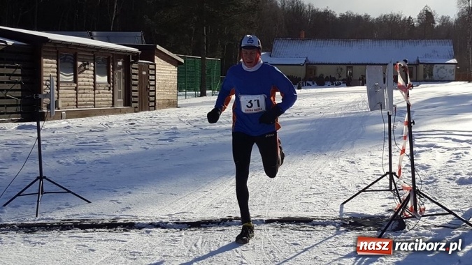 Zdjęcie w galerii na portalu naszraciborz.pl: Mroźno i śnieżnie, ale pobiegli. V Duathlon o Puchar Wójta Gminy Nędza wiadomości z regionu