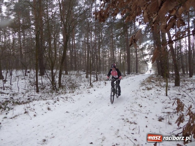 Zdjęcie w galerii na portalu naszraciborz.pl: Mroźno i śnieżnie, ale pobiegli. V Duathlon o Puchar Wójta Gminy Nędza wiadomości z regionu