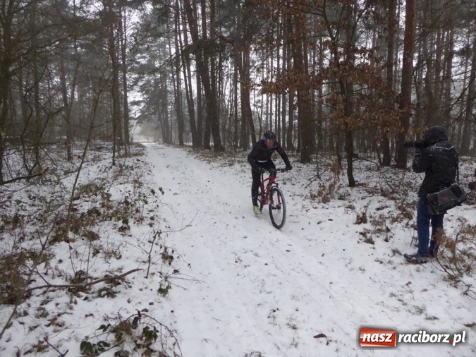 Zdjęcie w galerii na portalu naszraciborz.pl: Mroźno i śnieżnie, ale pobiegli. V Duathlon o Puchar Wójta Gminy Nędza wiadomości z regionu