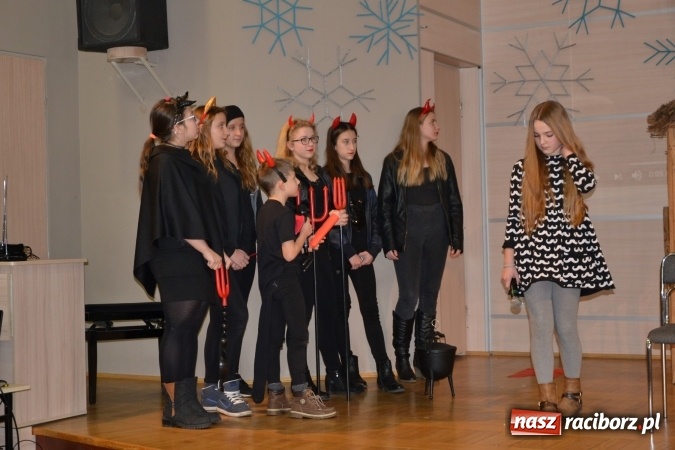 Zdjęcie w galerii na portalu naszraciborz.pl: Przegląd Przedstawień Bożonarodzeniowych w Tworkowie – dzień drugi  wiadomości z regionu
