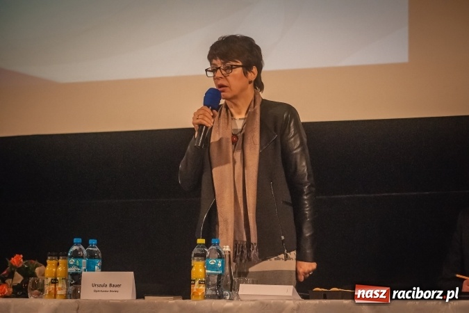 Zdjęcie w galerii na portalu naszraciborz.pl: Spora frekwencja na spotkaniu z kuratorem oświaty. Los SP 8 zależny od rodzic&oacute;w wiadomości z regionu