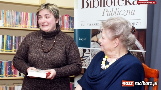 Zdjęcie w galerii na portalu naszraciborz.pl: Nietypowa baba jestem! - Noworoczne Spotkanie z Anną Seniuk w bibliotece wiadomości z regionu