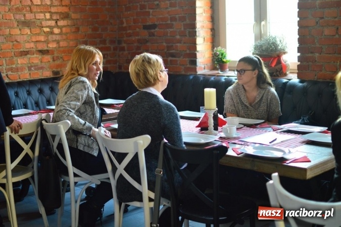 Zdjęcie w galerii na portalu naszraciborz.pl: Władze miasta spotkały się z młodymi przedsiębiorcami wiadomości z regionu