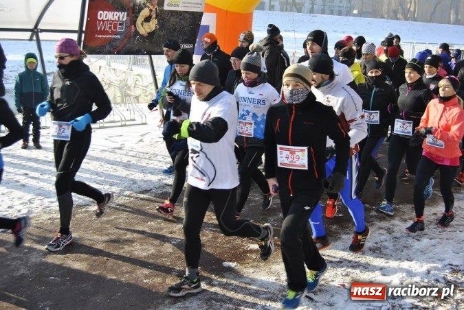 Zdjęcie w galerii na portalu naszraciborz.pl: III Bieg Nadodrzański z udziałem przedstawicieli Eko-Okna Runners wiadomości z regionu