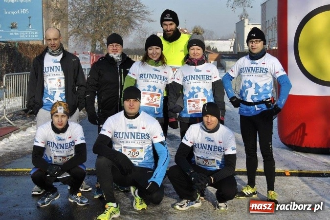 Zdjęcie w galerii na portalu naszraciborz.pl: III Bieg Nadodrzański z udziałem przedstawicieli Eko-Okna Runners wiadomości z regionu