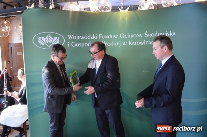 Zdjęcie w galerii na portalu naszraciborz.pl: EkoKarliki rozdane - raciborski Sunex jedną z nagrodzonych firm wiadomości z regionu