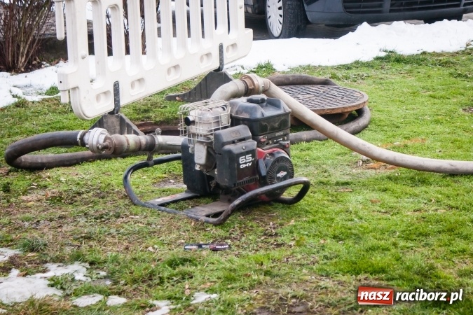 Zdjęcie w galerii na portalu naszraciborz.pl: Wyciągajcie koce z szaf! Awaria sieci ciepłowniczej w Raciborzu - przerwa w dostawie ciepła potrwa do późnego wieczora! wiadomości z regionu