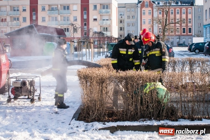 Zdjęcie w galerii na portalu naszraciborz.pl: Wyciągajcie koce z szaf! Awaria sieci ciepłowniczej w Raciborzu - przerwa w dostawie ciepła potrwa do późnego wieczora! wiadomości z regionu