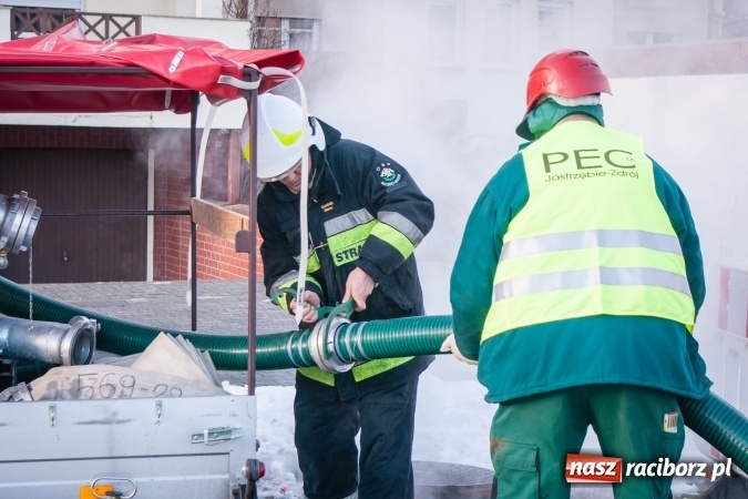 Zdjęcie w galerii na portalu naszraciborz.pl: Wyciągajcie koce z szaf! Awaria sieci ciepłowniczej w Raciborzu - przerwa w dostawie ciepła potrwa do późnego wieczora! wiadomości z regionu