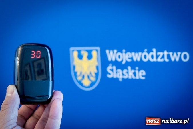 Zdjęcie w galerii na portalu naszraciborz.pl: Śląskie ma plan, jak walczyć ze smogiem. Od września zakaz spalania paliw złej jakości wiadomości z regionu