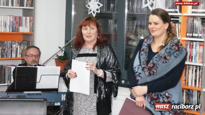Zdjęcie w galerii na portalu naszraciborz.pl: Kolędowanie w Klubie Przyjaciół Biblioteki na Ostrogu  wiadomości z regionu