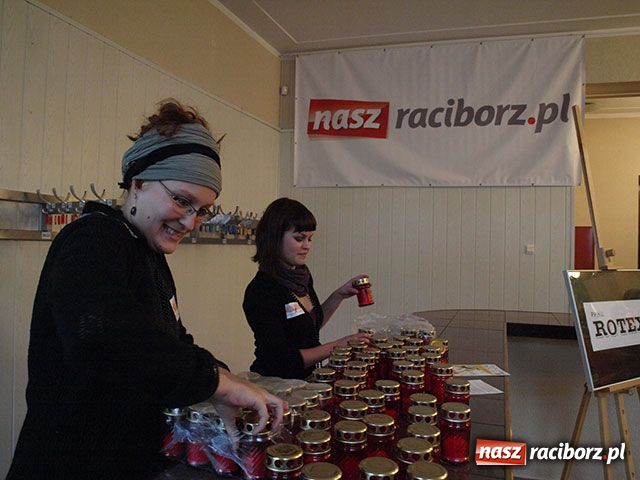 Zdjęcie w galerii na portalu naszraciborz.pl: Solidarni z Końcem świata wiadomości z regionu