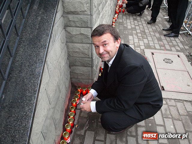 Zdjęcie w galerii na portalu naszraciborz.pl: Solidarni z Końcem świata wiadomości z regionu