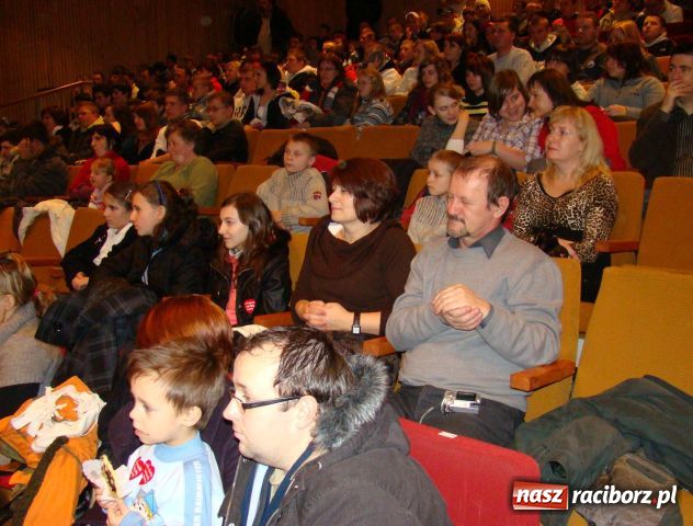 Zdjęcie w galerii na portalu naszraciborz.pl: 12 tysięcy z Kuźni dla WOŚP  wiadomości z regionu