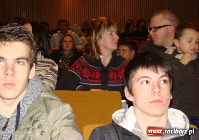 Zdjęcie w galerii na portalu naszraciborz.pl: 12 tysięcy z Kuźni dla WOŚP  wiadomości z regionu