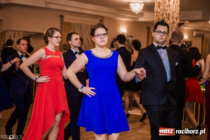 Zdjęcie w galerii na portalu naszraciborz.pl: Bal maturalny Ekonomika w Rogożanach wiadomości z regionu