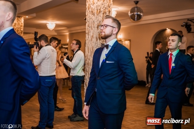 Zdjęcie w galerii na portalu naszraciborz.pl: Bal maturalny Ekonomika w Rogożanach wiadomości z regionu