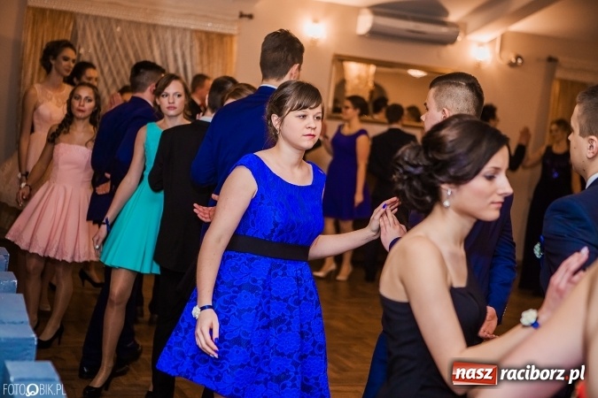 Zdjęcie w galerii na portalu naszraciborz.pl: Bal maturalny Ekonomika w Rogożanach wiadomości z regionu