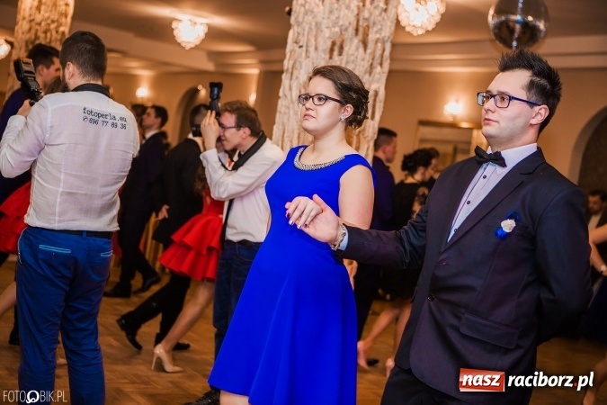 Zdjęcie w galerii na portalu naszraciborz.pl: Bal maturalny Ekonomika w Rogożanach wiadomości z regionu