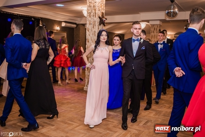 Zdjęcie w galerii na portalu naszraciborz.pl: Bal maturalny Ekonomika w Rogożanach wiadomości z regionu