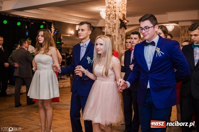 Zdjęcie w galerii na portalu naszraciborz.pl: Bal maturalny Ekonomika w Rogożanach wiadomości z regionu